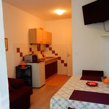 Lukacevic Apartment Split